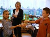Nazwa pliku=zabawa_5b_05.jpg
Wielkość pliku=86KiB
Rozmiar=640x480
Data dodania= %31, %504 %2008 zabawa_5b_05.jpg