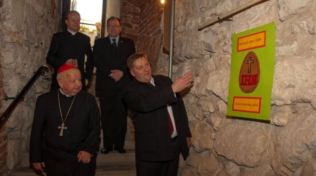 Kliknij aby zobaczyć pełny rozmiar
