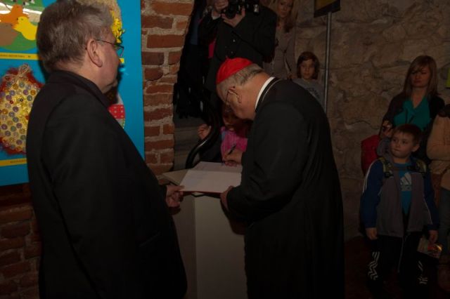 Kliknij aby zobaczyć pełny rozmiar