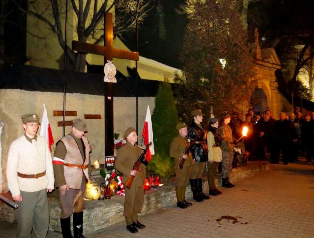 Kliknij aby zobaczyć pełny rozmiar
