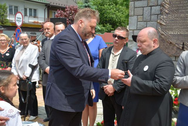 Kliknij aby zobaczyć pełny rozmiar