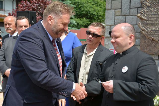 Kliknij aby zobaczyć pełny rozmiar