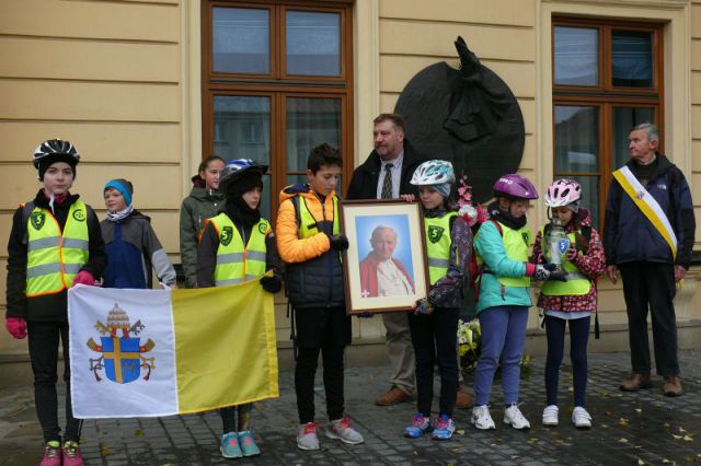 Kliknij aby zobaczyć pełny rozmiar