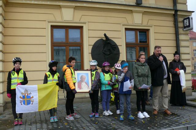 Kliknij aby zobaczyć pełny rozmiar